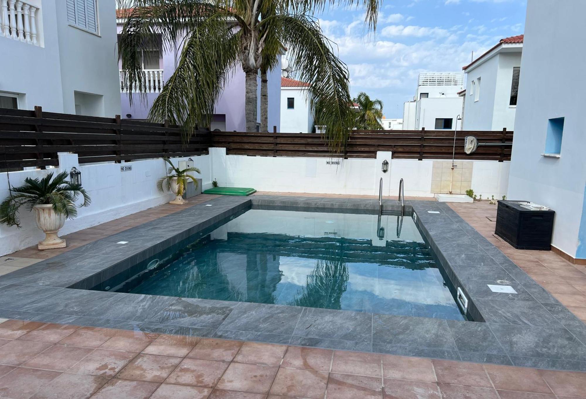Villa Emiliana Paralimni Exteriör bild