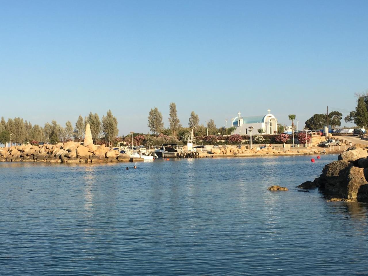 Villa Emiliana Paralimni Exteriör bild