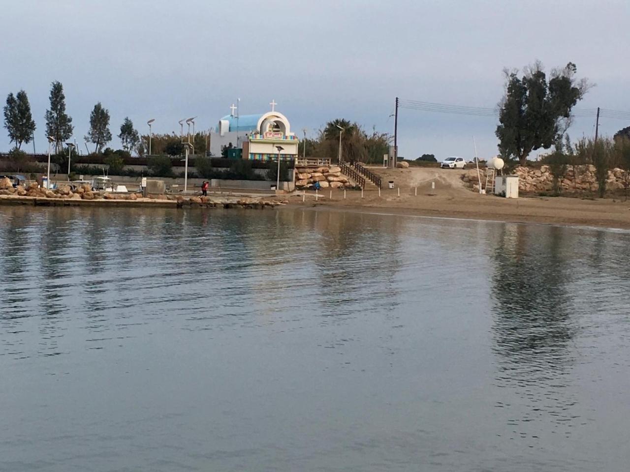 Villa Emiliana Paralimni Exteriör bild